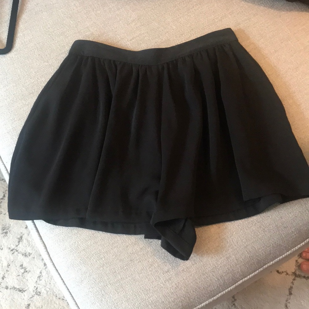 Topshop black skort